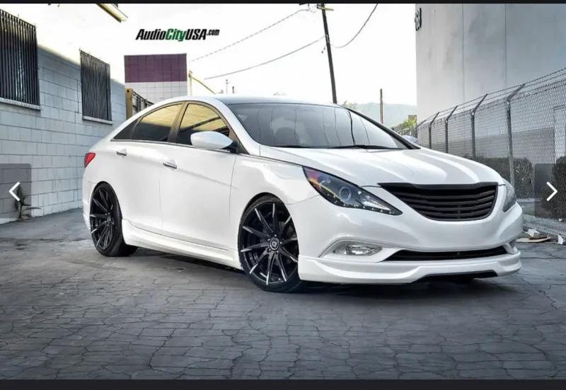 Hyundai Sonata 2011 Full