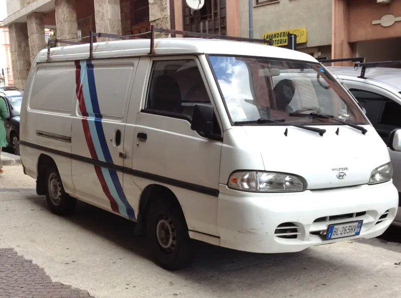 Hyundai Grace h100