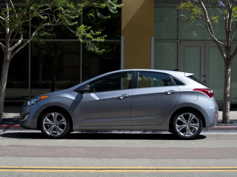 Hyundai Elantra хэтчбек