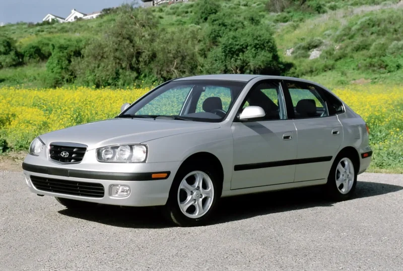 Hyundai Elantra XD лифтбек