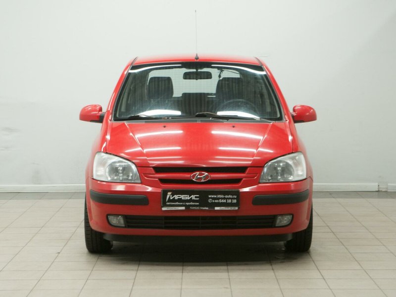 Красный Hyundai Getz тонированный