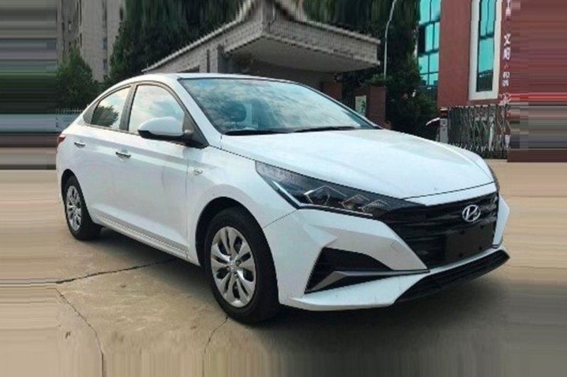 Hyundai Solaris 2021