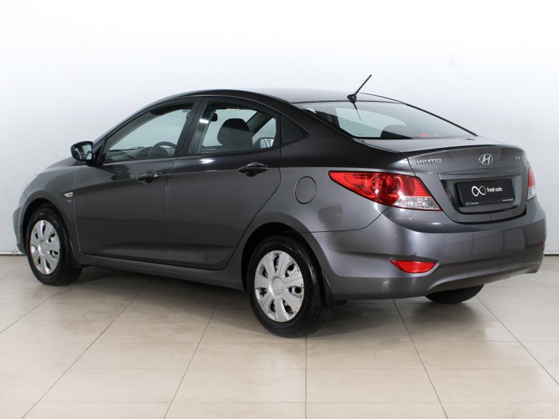 Hyundai Солярис 2011
