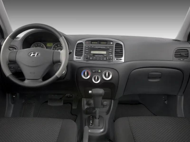 Hyundai Accent 2008 Interior