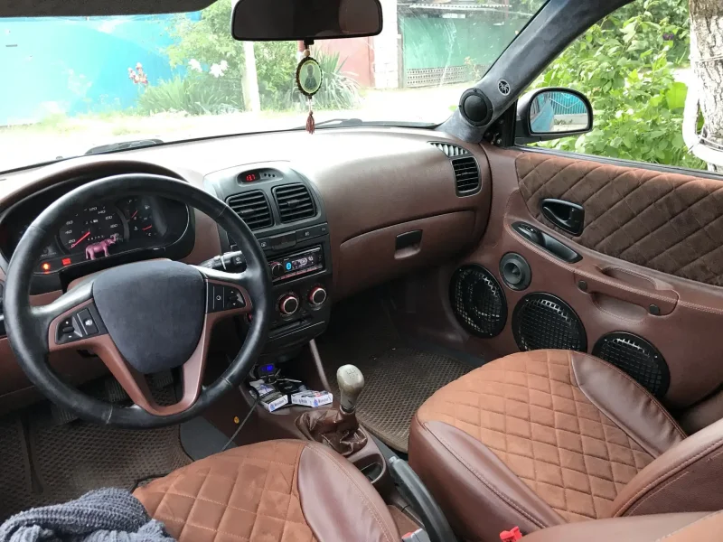 Hyundai Accent 2007 салон