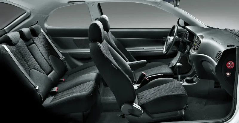 Hyundai Accent 2010 салон