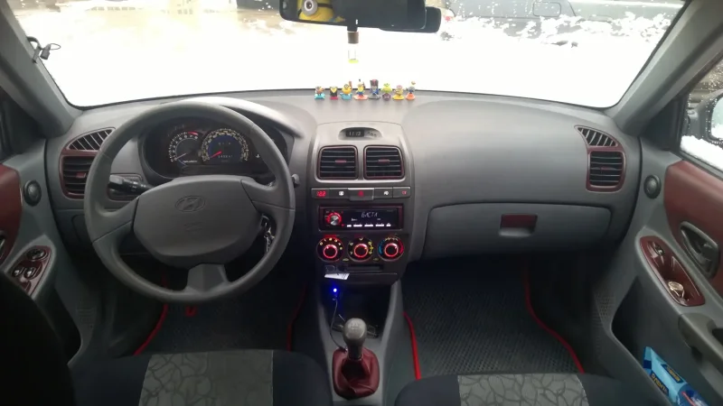 Hyundai Accent 2007 салон