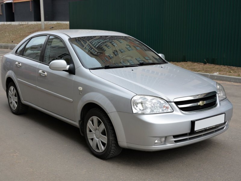 Машина Chevrolet Lacetti