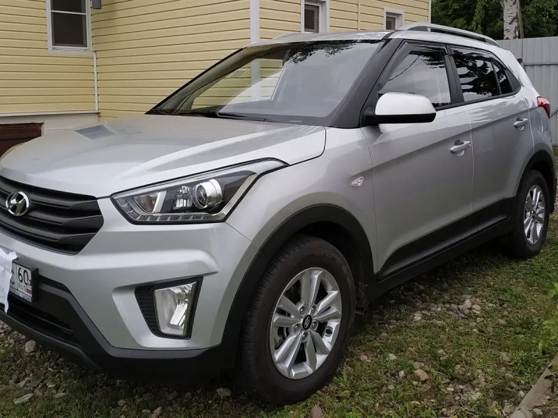 Hyundai Creta серебристый металлик