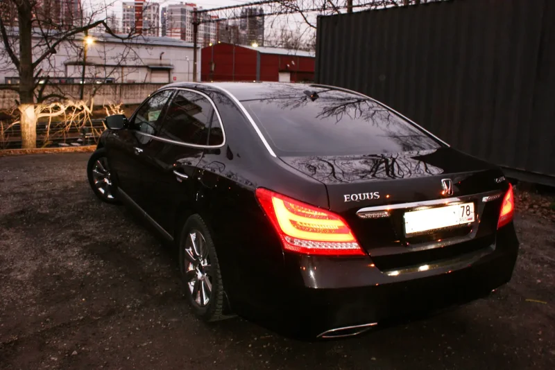Hyundai Equus черный тонированный