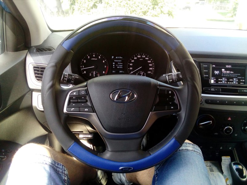 Hyundai Solaris 2011 руль