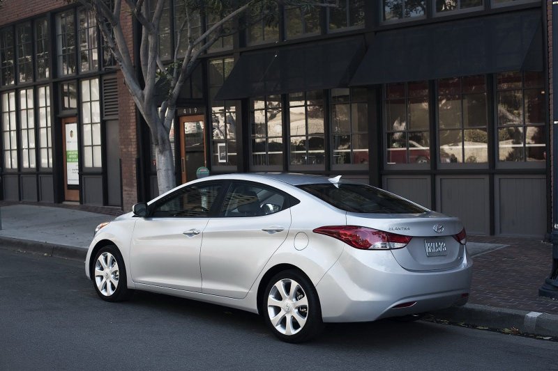 Elantra 2013