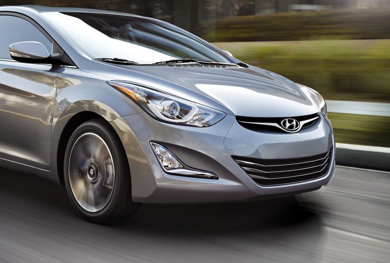 Hyundai Elantra 12