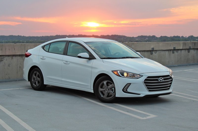 Hyundai Elantra cn7