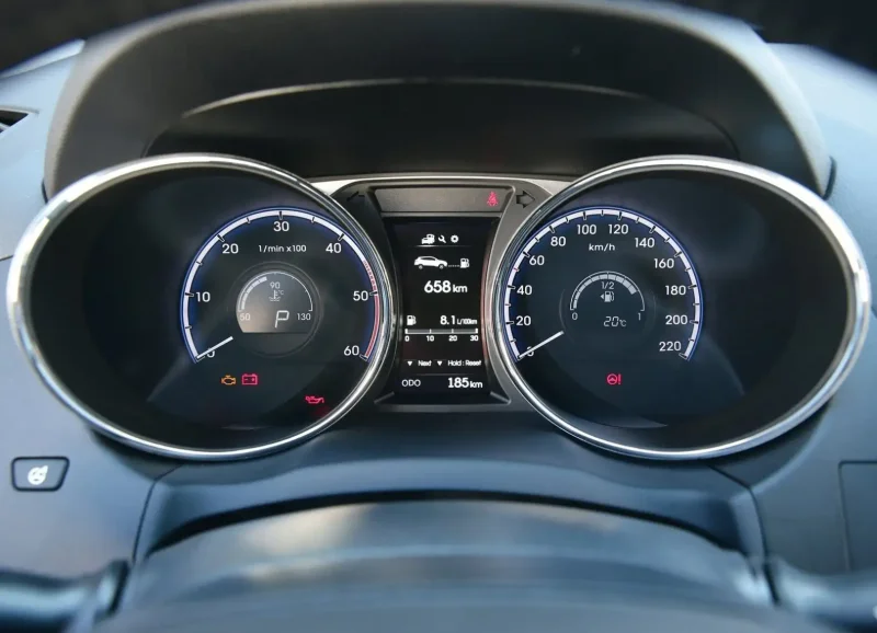 Hyundai ix35 приборная панель
