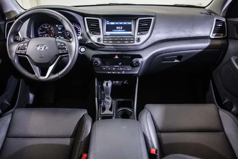 Hyundai Tucson 2017 панель