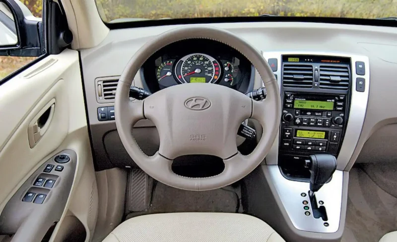 Hyundai Tucson 2007 салон