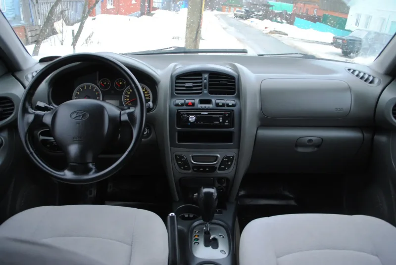 Hyundai Santa Fe Classic салон