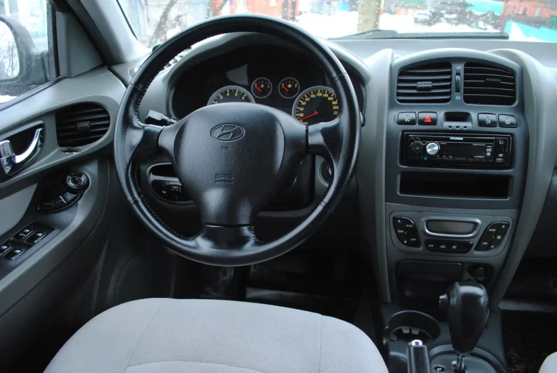 Hyundai Santa Fe Classic 2008 салон