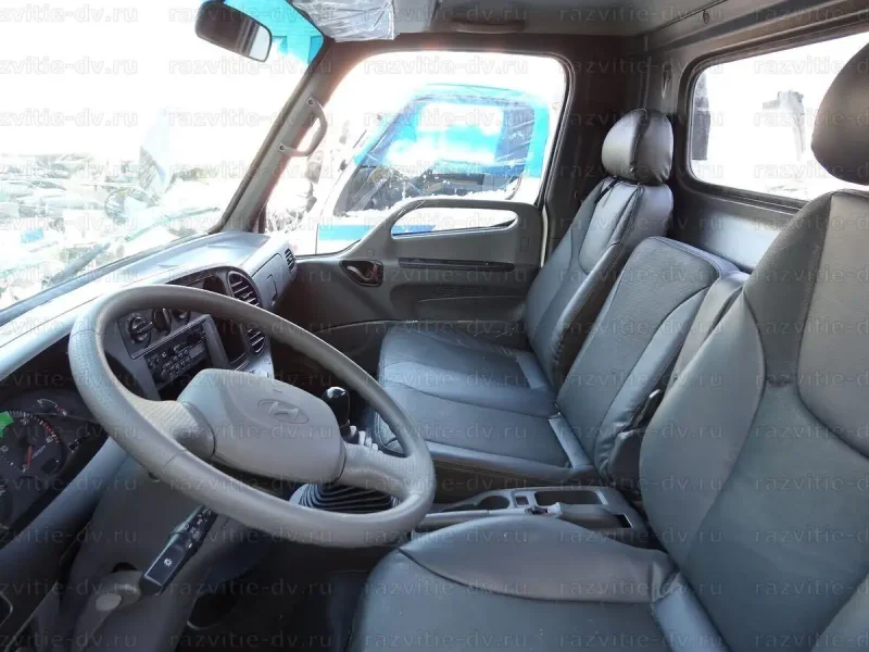 Hyundai HD 78 салон