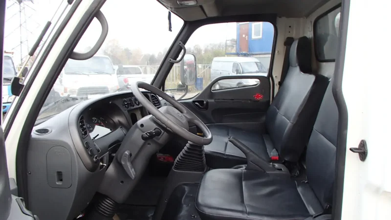Hyundai hd78 грузовик салон