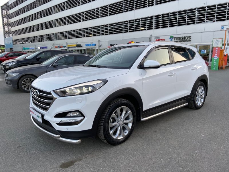 Hyundai Tucson 2017 белый