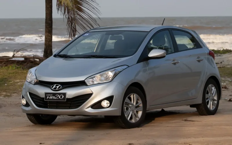 Hyundai hb20 салон