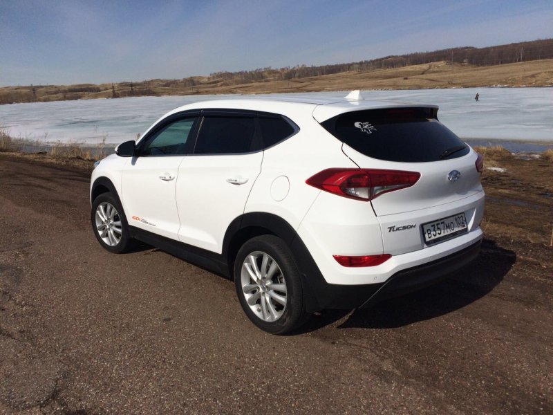 Hyundai Tucson белый