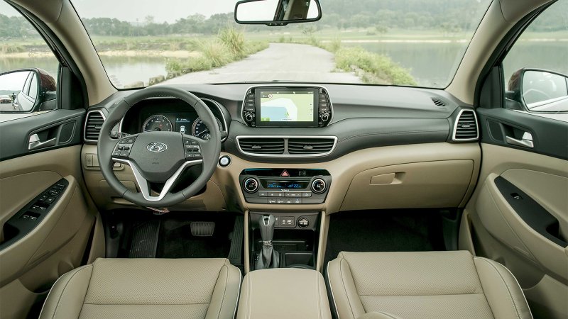 Hyundai Tucson 2021 комплектация Family