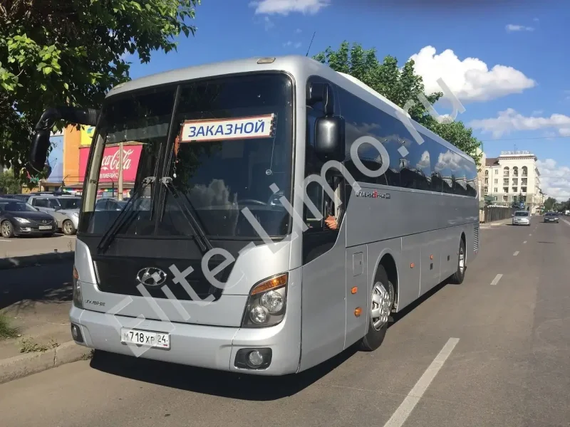 Hyundai Universe (43)