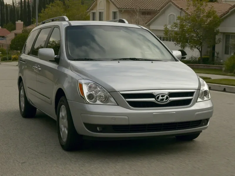 Hyundai Entourage 2007