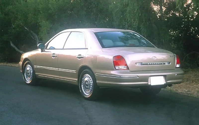Hyundai XG 2001