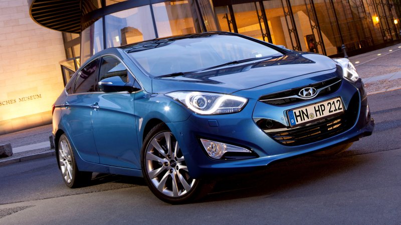 Hyundai i40 седан салон