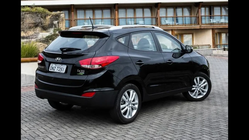 Hyundai lx35 черный