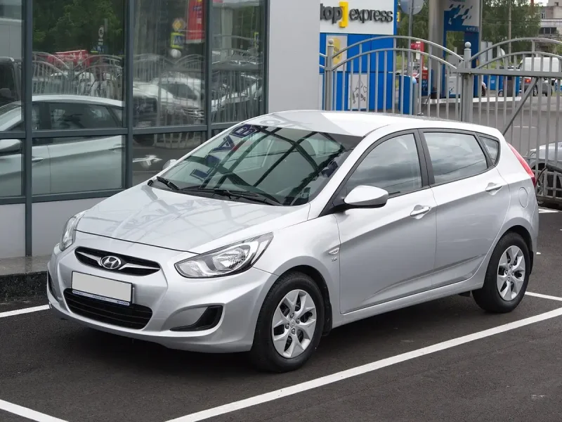 Hyundai Accent 4