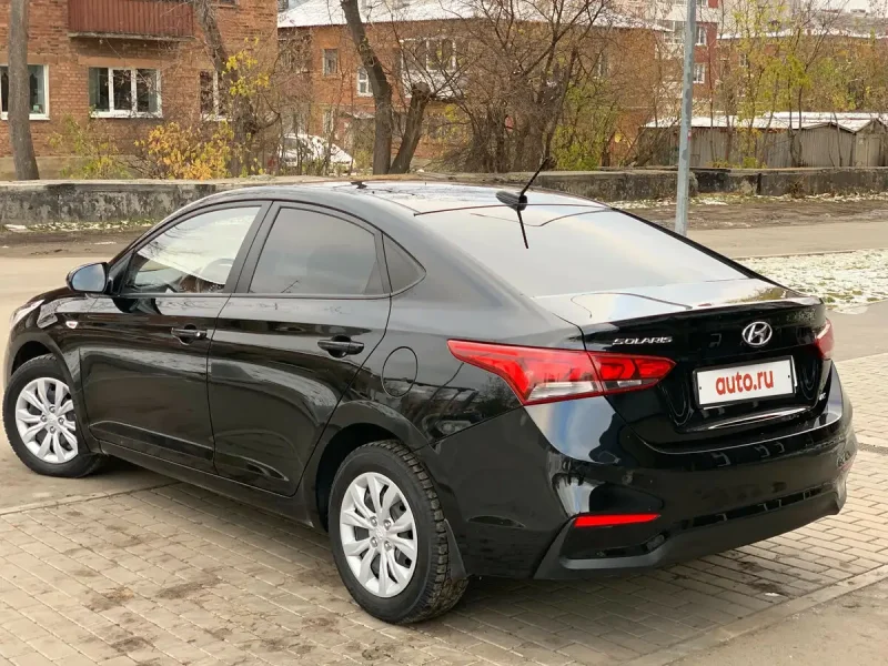 Hyundai Solaris 2016 черный