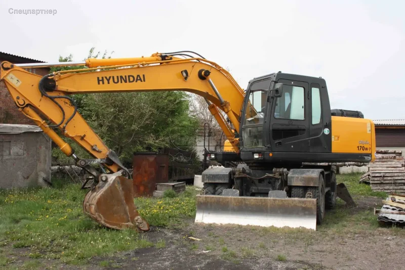Колесный экскаватор Hyundai r170