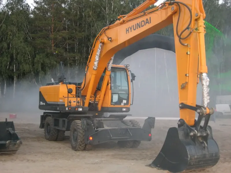 Колесный экскаватор Hyundai 210w