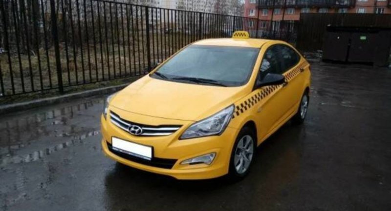 Hyundai Solaris taksi