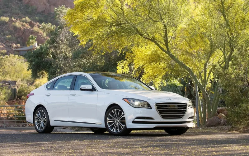 Хендэ» (Hyundai)/«Дженезис» (Genesis)