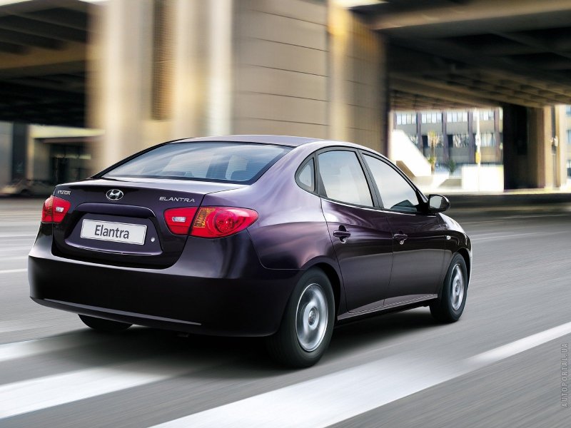 Hyundai Elantra j4 салон