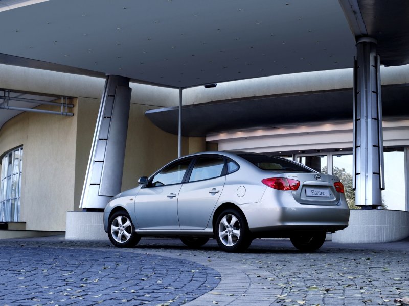 Hyundai Elantra (2006-2010)
