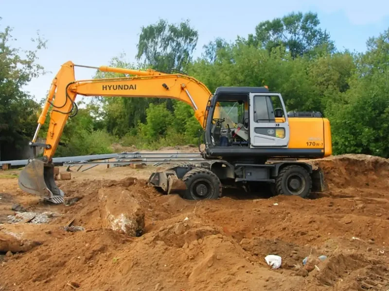 Hyundai r170w-7 с гидромолотом