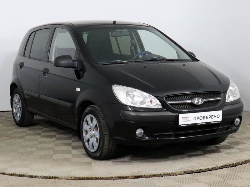 Hyundai Getz спереди черный