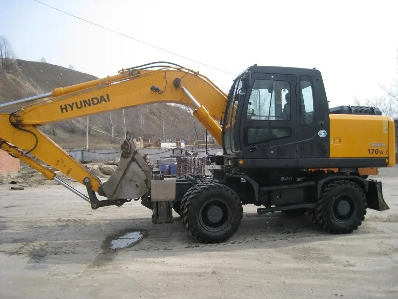 Hyundai 170w-7