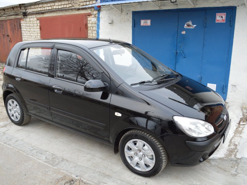 Hyundai Getz 2008 года черная