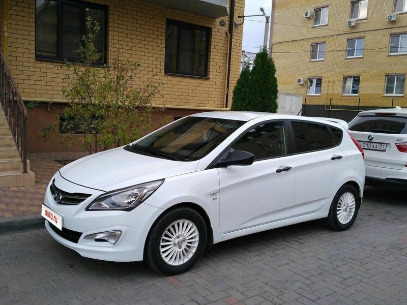 Hyundai Solaris 2014 хэтчбек