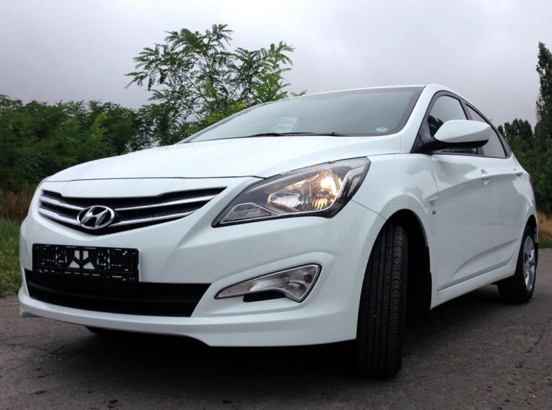 Hyundai Solaris 2015 White