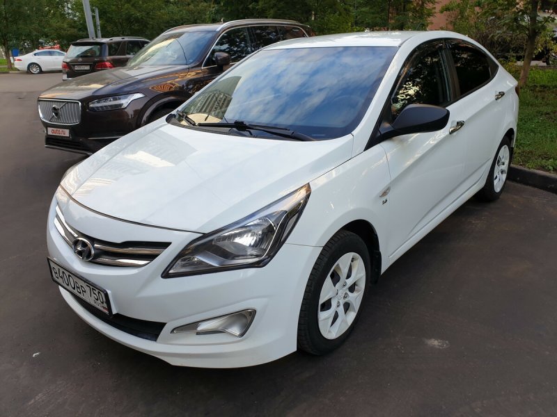 Hyundai Solaris 2015 белый