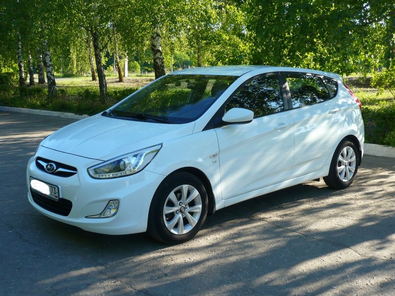 Hyundai Solaris 2013 белый